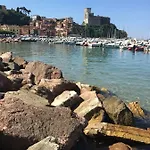 La Baia Di Gasthuis Lerici