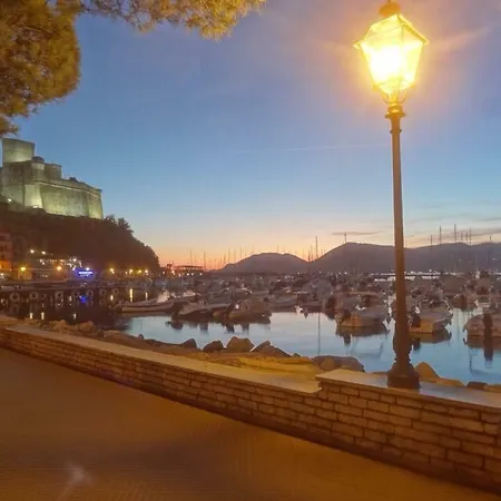 Pensión La Baia Di Lerici