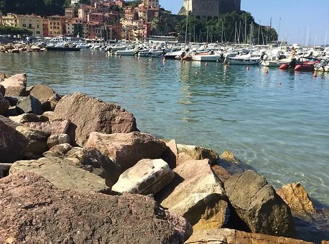 La Baia Di Gasthuis Lerici