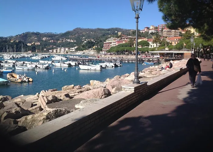 بيت ضيافة La Baia Di