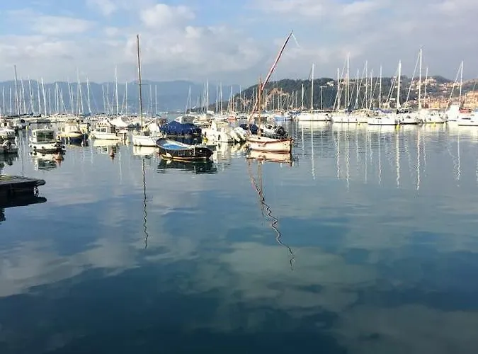 بيت ضيافة La Baia Di