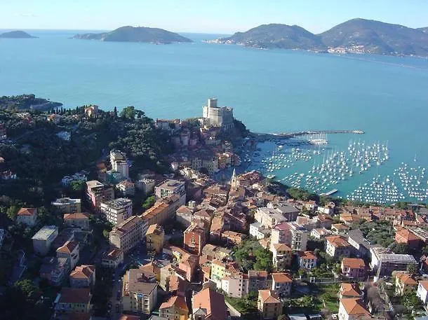 بيت ضيافة La Baia Di